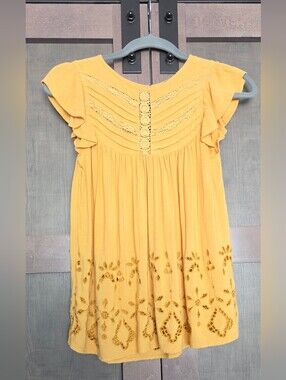 American Eagle Mustard Yellow Flutter Sleeve Boho Blouse XS Eyelet Embroidered